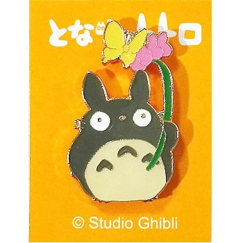RARE 4 left - Pin Badge - Totoro holding Flower with Butterfly - Ghibli no production