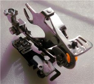 RUFFLER FOOT FOR OLD BERNINA SEWING MACHINES  1000-1630