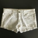 Womens's Forever 21 Mini Shorts Denim Stretch Frayed Hem Size 26 White Womens's Forever 21 Mini Shorts Denim Stretch Frayed Hem Size 26 White