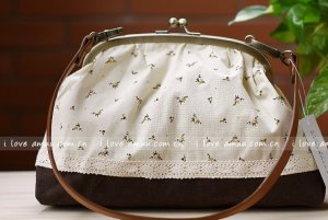 Sweet Zakka Style Big Cream With Dainty Brown Flowers Lace Trim Shoulder Bag
