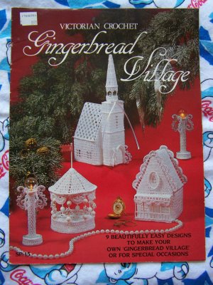 Ravelry: Stitchy Gingerbread House pattern by Carolyn Christmas
