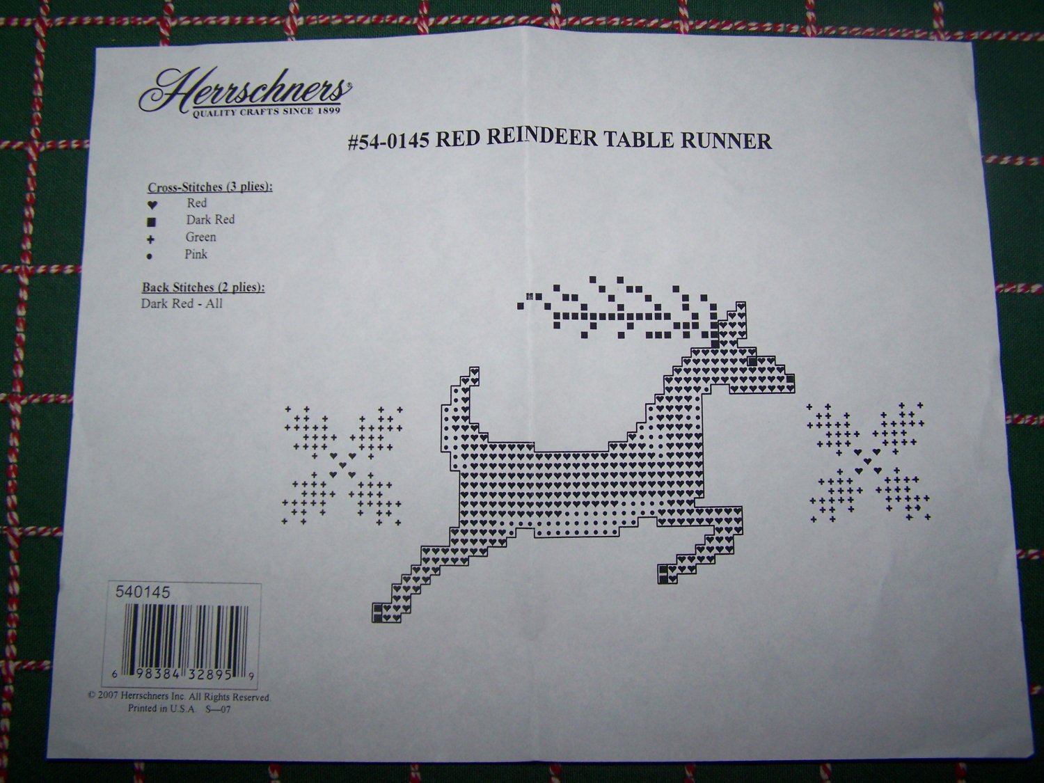 New Herrschners Stamped Embroidery Cross Stitch Reindeer Christmas ...