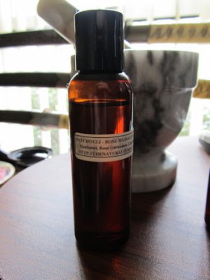 PATCHOULI - ROSE MASSAGE ESSENTIAL OIL BLEND 2 OZ (60ml)