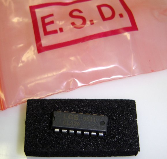 GL324 LG Semiconductor Original - 5 Pieces