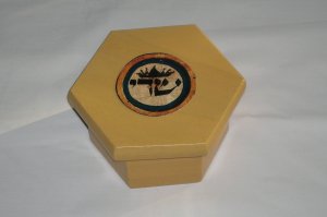 Covered Box - hexagon