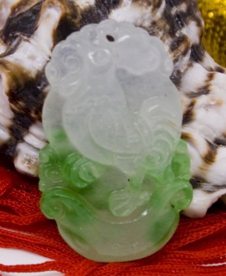 Jade Rooster (Chinese Zodiac) Amulet Talisman Pendant Necklace