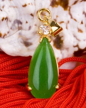 18K Gold Jade Crystal "Teardrop" Pendant Necklace