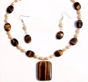 Genuine Freshwater Pearl & Tiger's Eye Pendant Necklace Earring Set