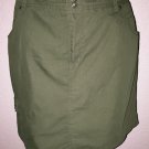 EXCELLENT Gloria Vanderbilt 8 POCKET Arm Green CARGO SKORT Plus Sz 18W