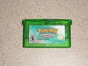 POKEMON EMERALD VERSION SAVE WORKS GAMEBOY ADVANCE GBA