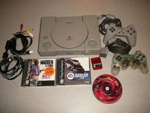 PLAYSTATION PS1 SYSTEM CONTROLLERS GAMES 7501 WORKING