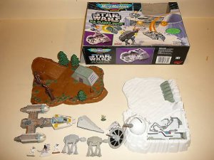 STAR WARS MICRO MACHINES LOT BOXED HOTH ENDOR 55 + FIGS