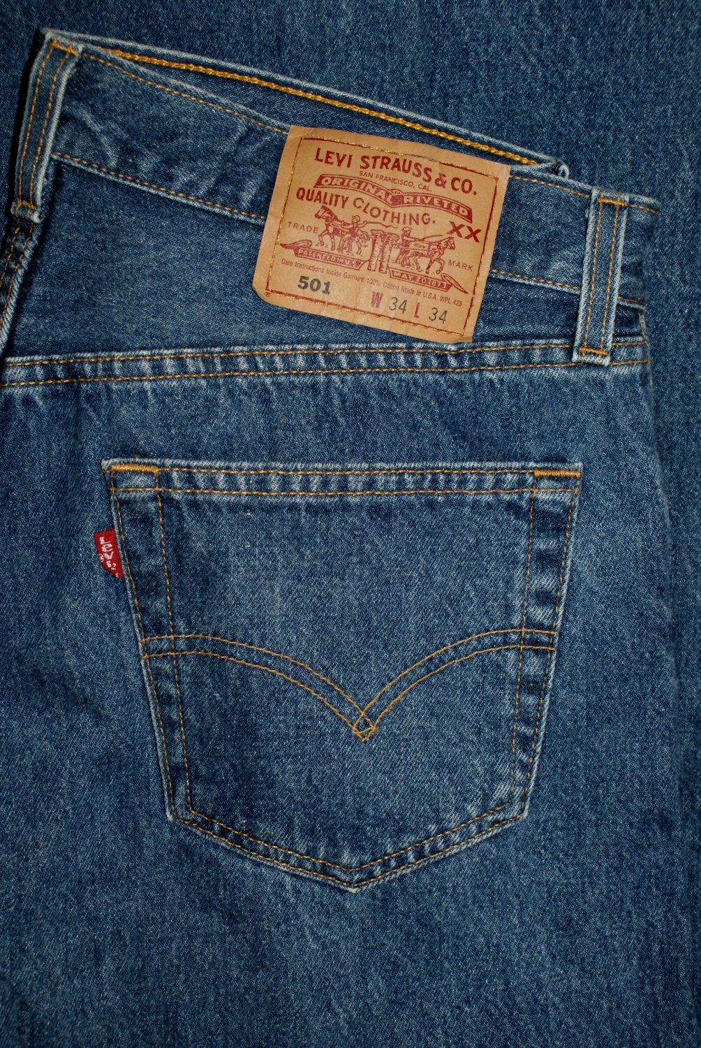 VINTAGE 1998 LEVI'S 501 CLASSIC BLUE DENIM JEANS - Made in USA in size ...