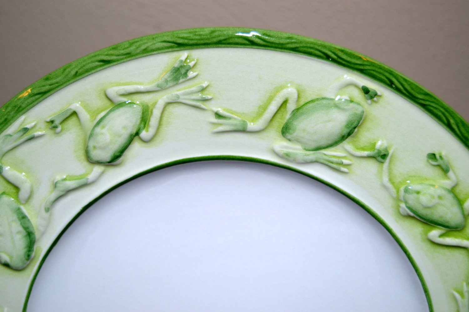 San Marco Frogs Salad Plate Italy Green White Majolica