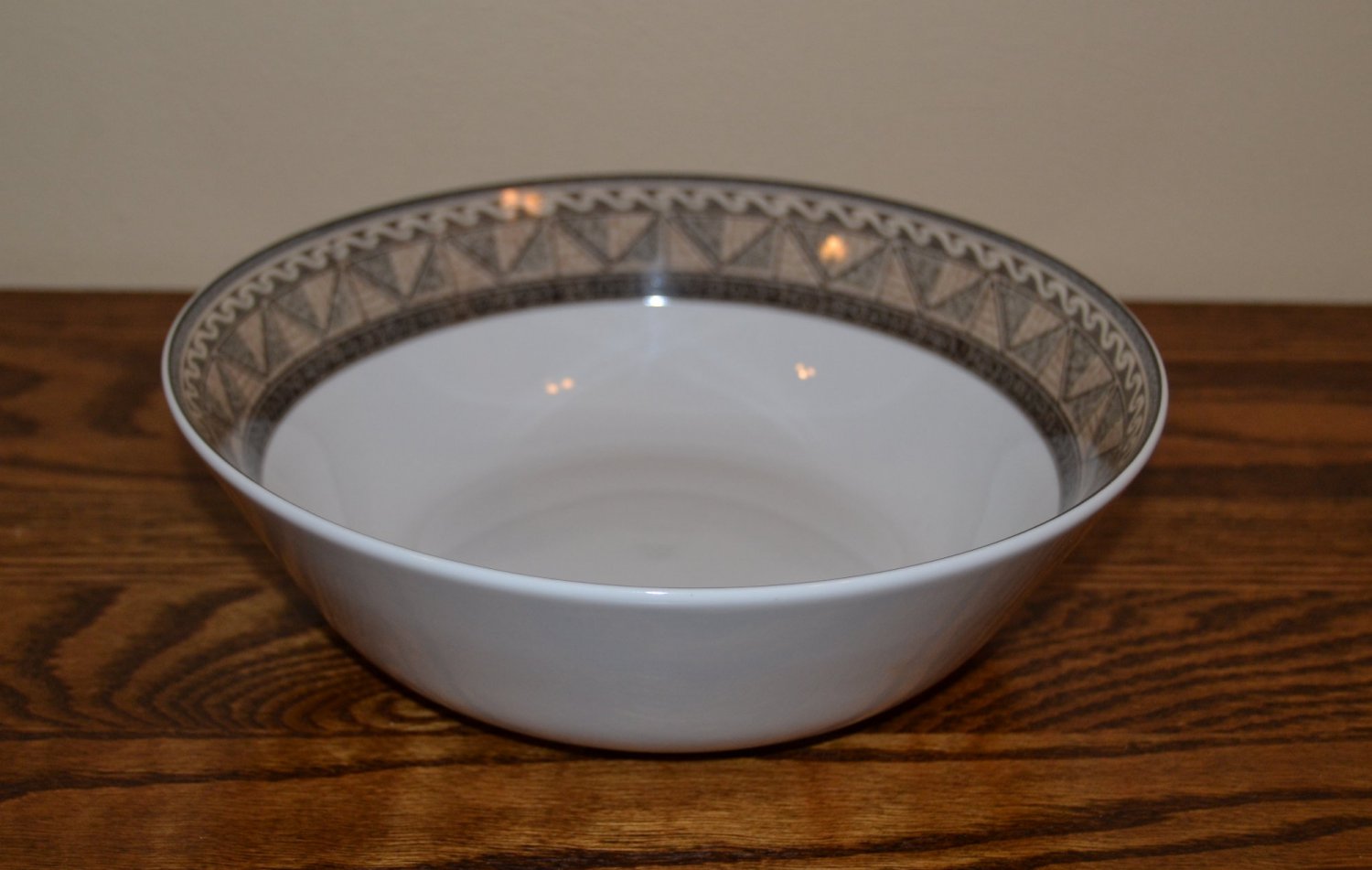 Studio Nova Courtyard Vegetable Bowl