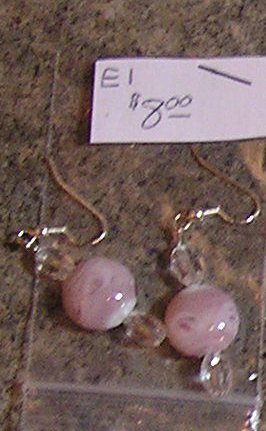 E1 - Pink/Rose Swirl Glass Beaded Earrings