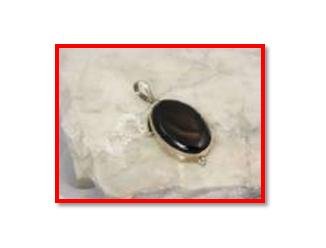 Black onyx pendant in .925 silver