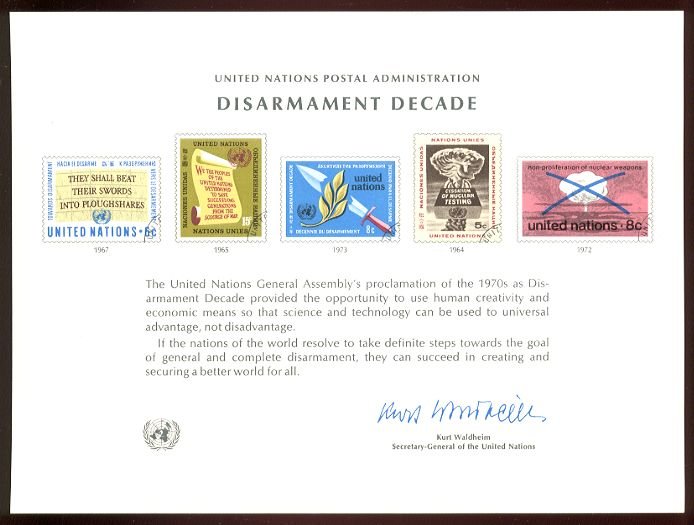 UNITED NATIONS POSTAL ADMINISTRATION Souvenir Card #3 - 1973 DISARMAMENT DECADE - Mint