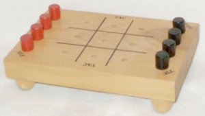 Vintage Wooden TIC-TAC-TOE Board w/ Wooden Pegs - 1950s (?)