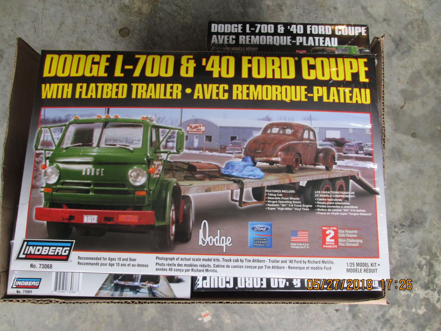 Lindberg 1:25 Dodge L-700 & 40 Ford Coupe w/ Flatbed Trailer Plastic Kit #73068