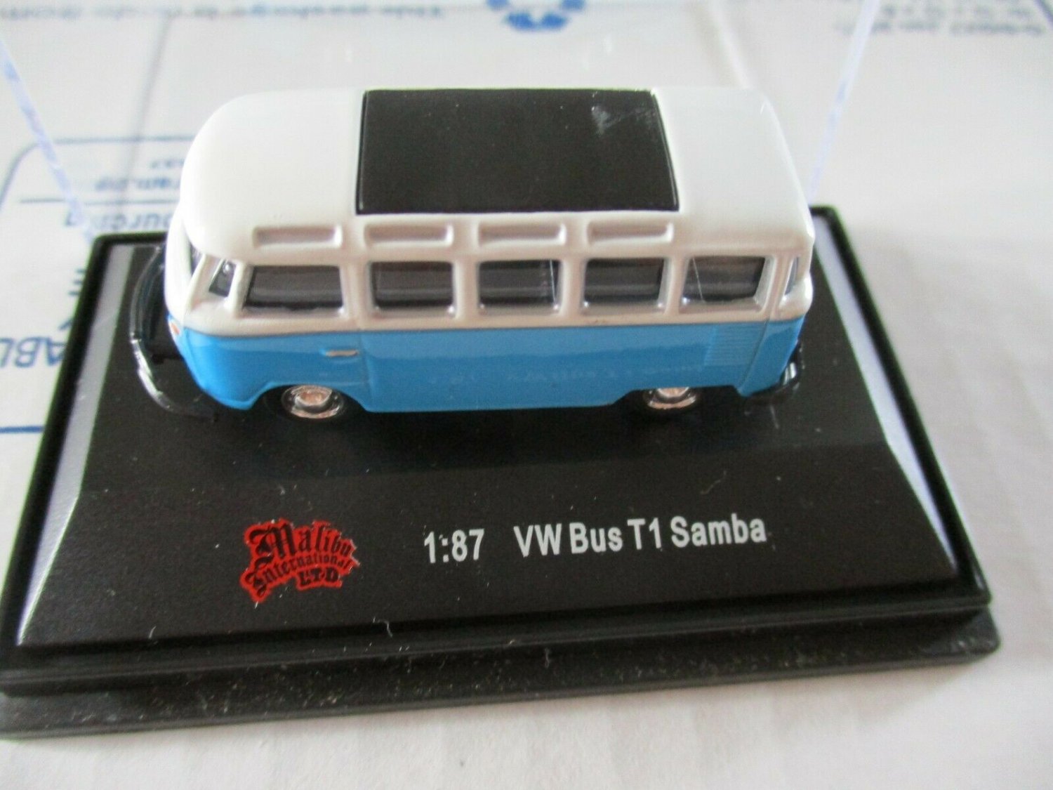 VW Bus T1 Samba 1/87 scale