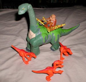 Imaginext THUNDER the BRONTOSAURUS Dinosaur Caveman Saddle w/ Orange Raptors 