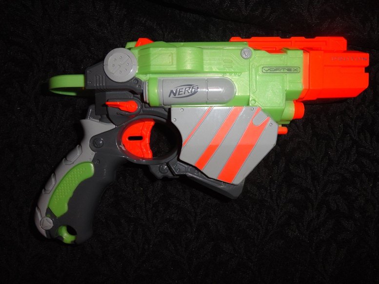 NERF vortex PROTON green sonic or white colors