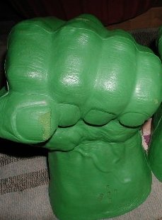 Incredible Hulk hand foam LEFT smash sound fist