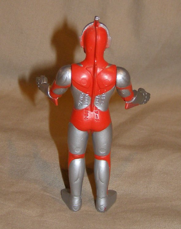 bandai ultraman figures