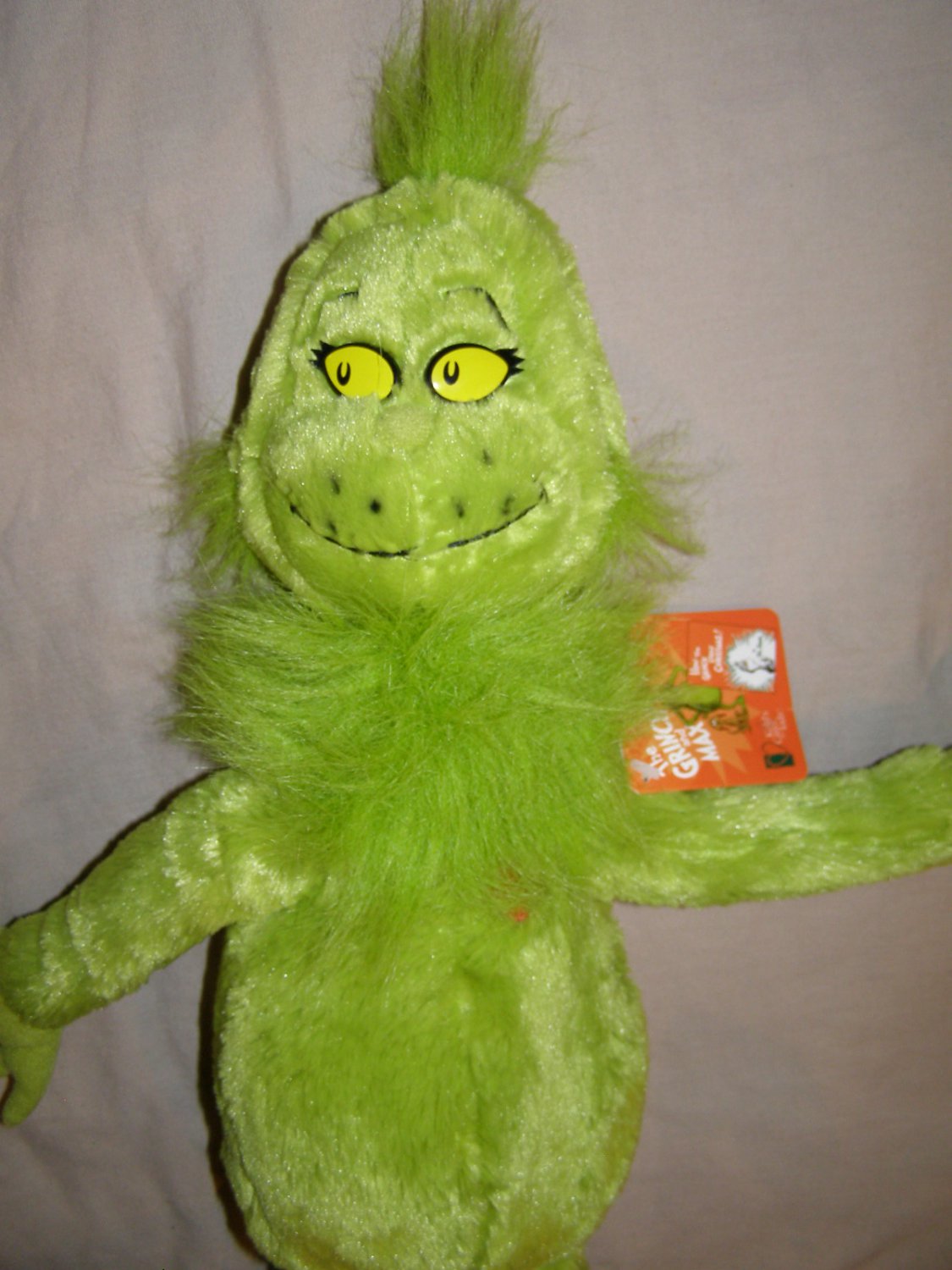 grinch cuddly toy