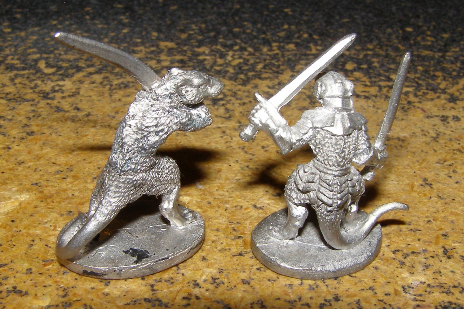 Grenadier Fantasy lords Wererat + armored 25mm D&D figures x2