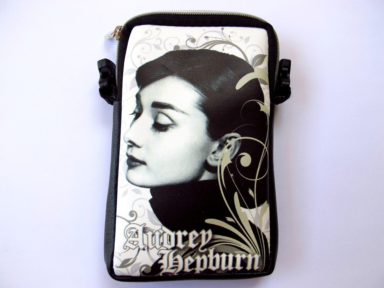 Audrey Hepburn Retro Mobile Phone Digital Camera Case Pouch Bag