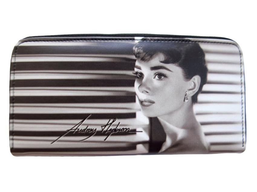 Audrey Hepburn Signature Breakfast at Tiffanys Travel Wallet Purse