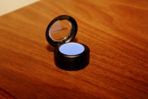 MAC Pigment Eye Shadow 018 - Free shipping