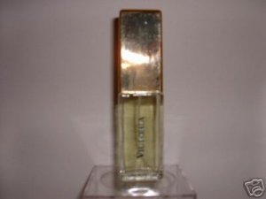 VICTORIA SECRET "VICTORIA" PERFUME SPRAY