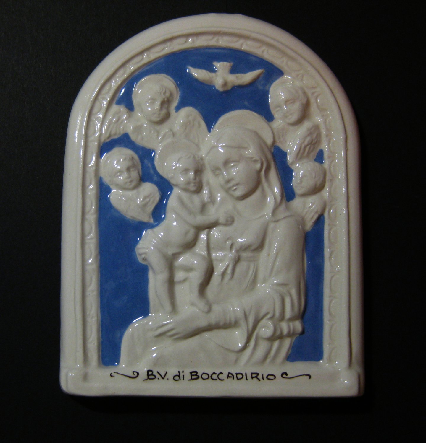 [M67] 6,1/4" x 5" Italian Della Robbia Madonna w/ child (Virgin of Boccadirio). Majolica, italy.