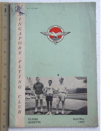1969 Singapore Flying Club booklet  (Z2)