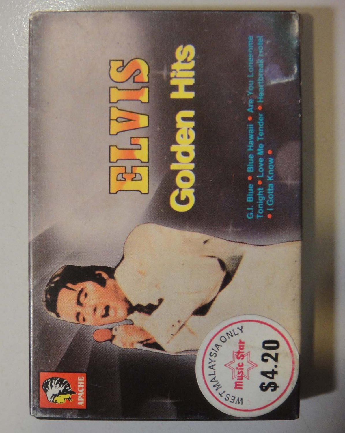 (1340 ) Malaysia Clamshell Cassette Tape - ELVIS PRESLEY "Golden Hits"