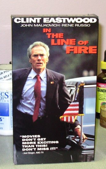 IN THE LINE OF FIRE VHS MOVIE STARRING CLINT EASTWOOD JOHN MALKOVICH ...