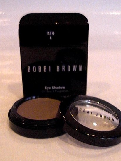 BOBBI BROWN POWDER EYESHADOW 4 TAUPE