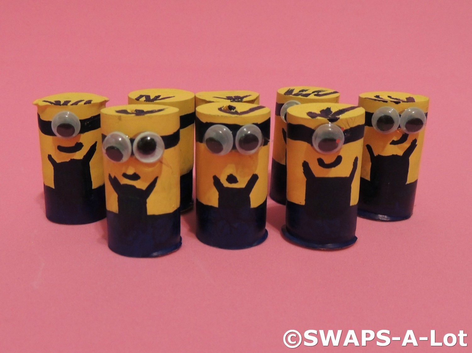 Mini Minions Girl Scout SWAPS Kids Craft Kit makes 25