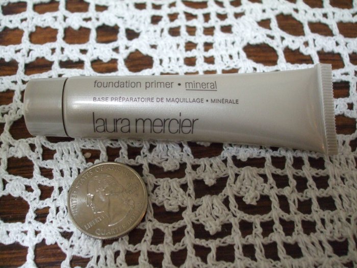 New Laura Mercier MINERAL FOUNDATION PRIMERDELUXE SAMPLE SIZE