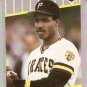 1989 Fleer Baseball Card #202 Barry Bonds NM
