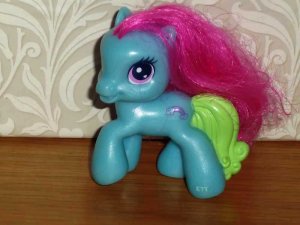 McDonald's 2009 My Little Pony Rainbow Dash Happy Meal Toy Hasbro Loose Used