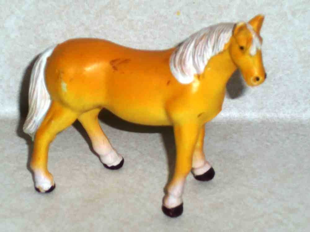 1988 Funrise Toys Palomino Horse PVC Figure Loose Used