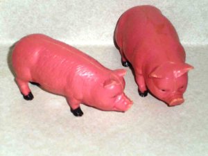 Nylint Plastic Toy Pig Figure Set of 2 Loose Used