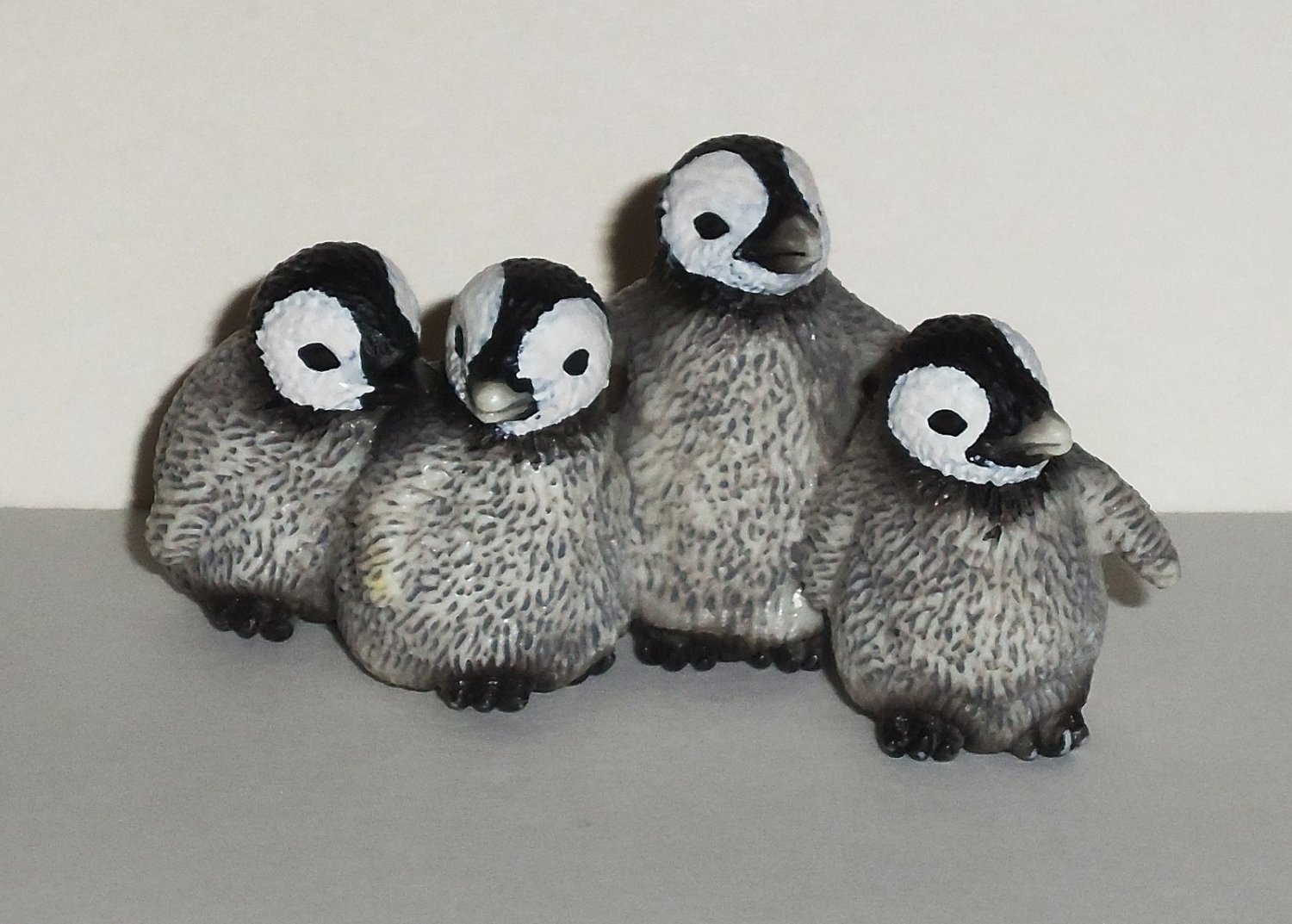 Schleich King Penguin Chicks 14618 Plastic Toy Animal Figure 2009