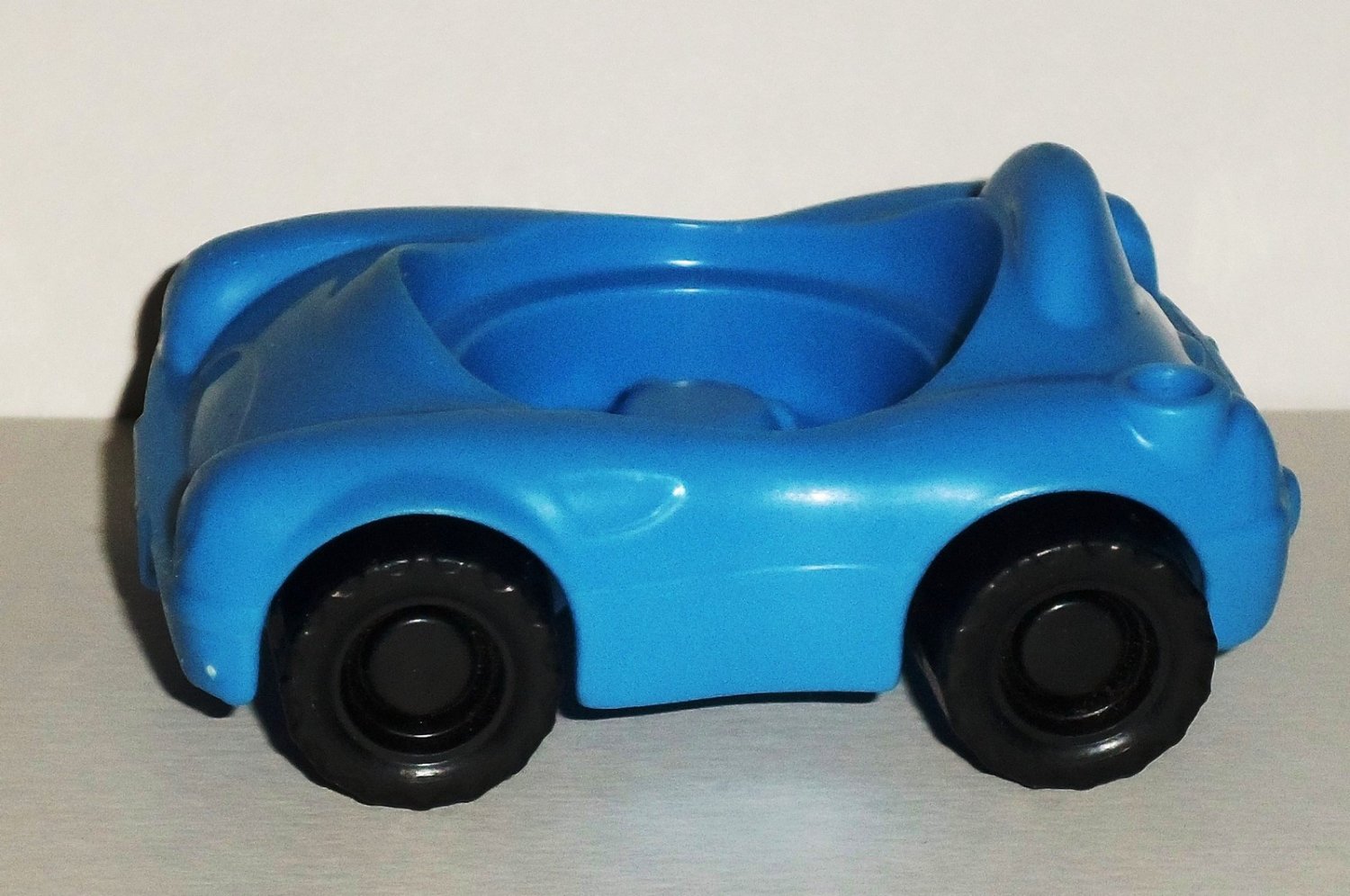 fisher price blue car