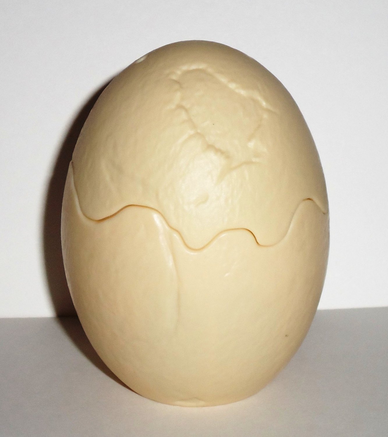 Сколько стоят яйца 2024. Яйцо стоящее. Стоячие яйца. Эквадор яйцо. Яйца 2024.