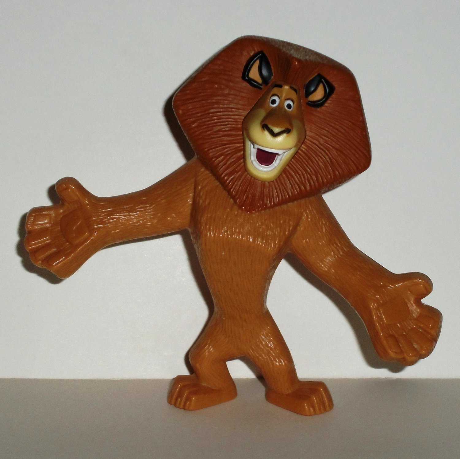 Mcdonald S 2008 Madagascar Escape 2 Africa Alex Happy Meal Toy Loose Used